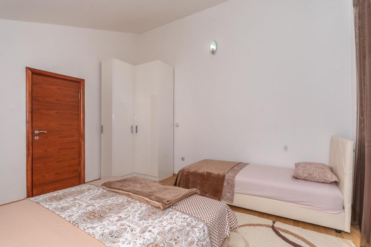 Apartman Sara 巴尔 外观 照片
