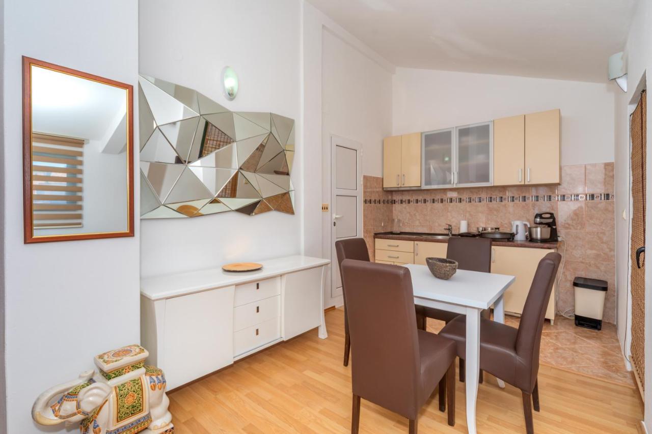 Apartman Sara 巴尔 外观 照片