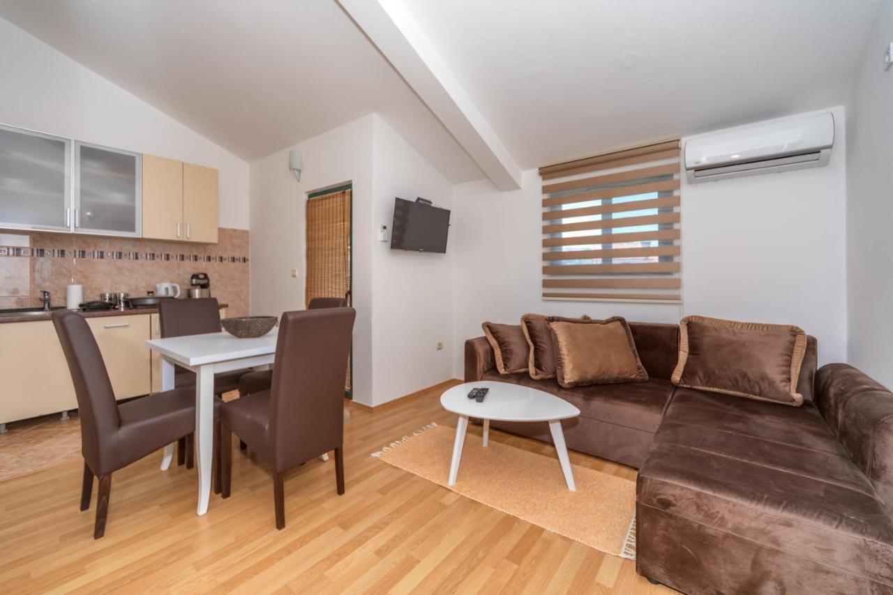 Apartman Sara 巴尔 外观 照片